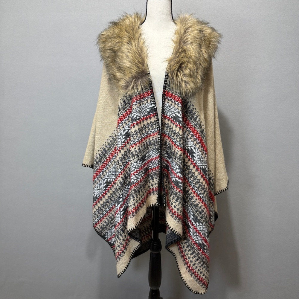 New Mixit Poncho OS Faux Fur Collar Boho Western Geometric Aztec Gypsy Shawl